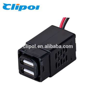 2.1a Switch Socket Outlet With Two ports 5V 2.1A~ 2. 4A USB mech